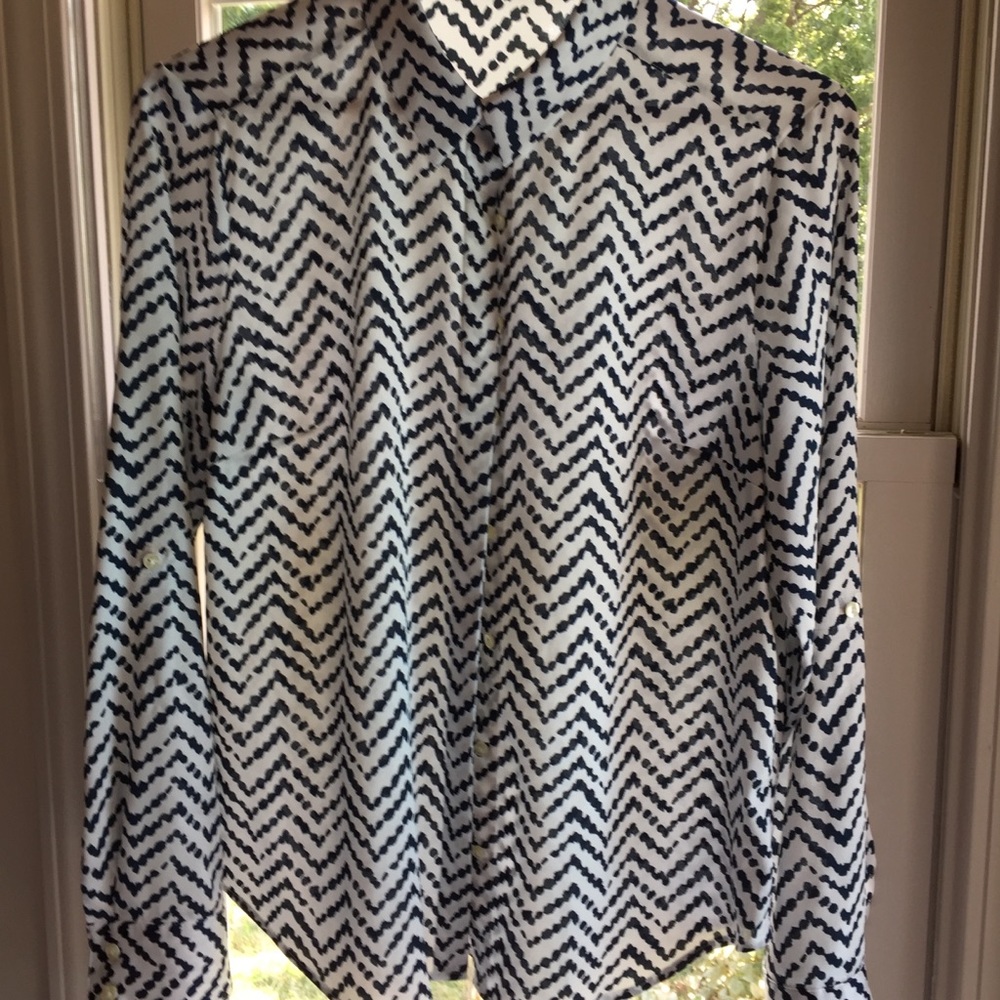 Ann Taylor Button Down Shirt Chevron Pattern